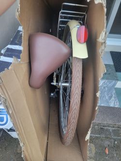 Schwinn Admiral 700c Adult Hybrid Bike