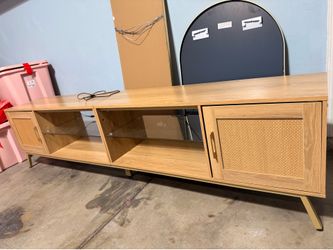Tv stand