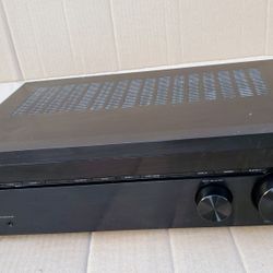 Sony 725W 5.2-Ch. 4K Ultra HDR A/V Receiver with Bluetooth, High Resolution Audio. 