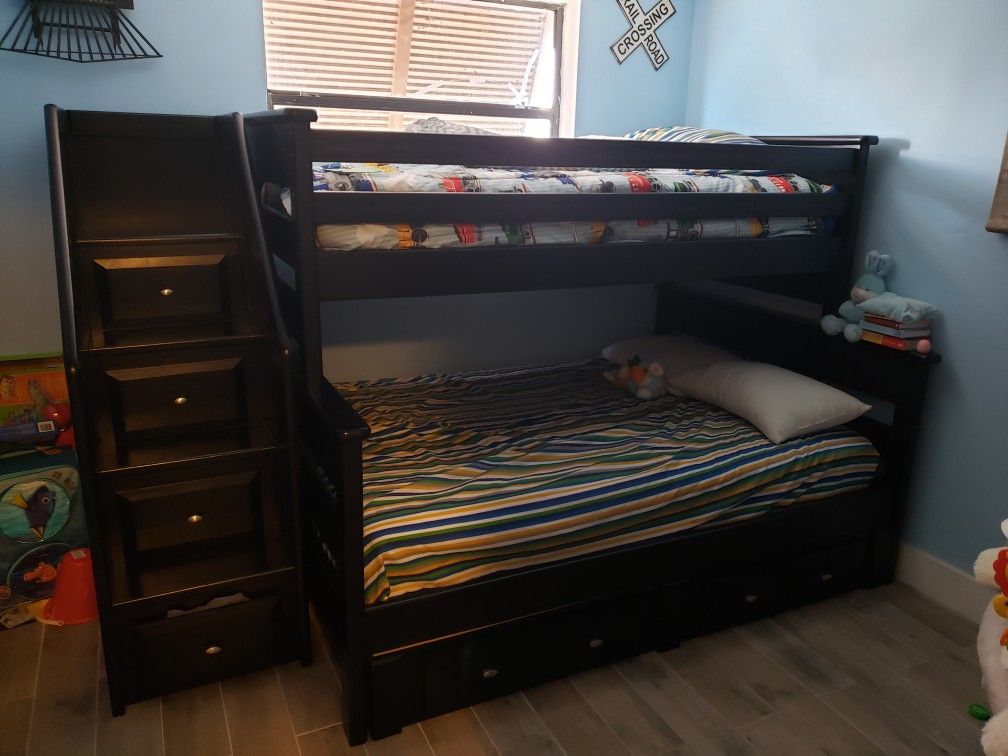 Bump bed for Sale in Pembroke Pines, FL OfferUp
