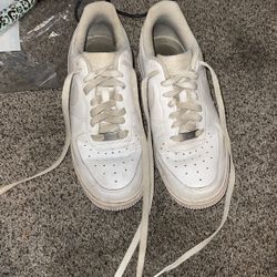 Shoes size 8