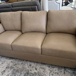 New Leather C. O. U. C. H. E. S. @ FURNITURE LOVE ❤️ Same Day Delivery 🚚