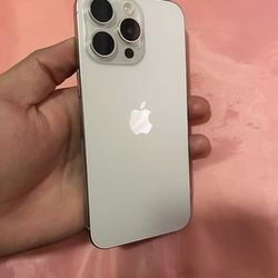 iPhone 15 Pro Max 256GB White Titanium Unlocked 
