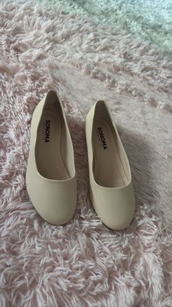 Girl dressy shoes