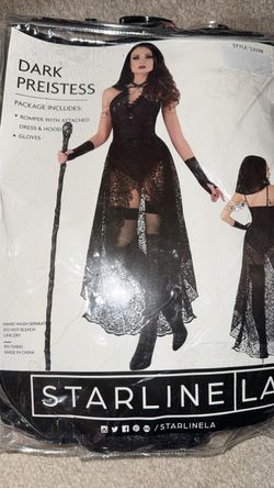 Dark priestess