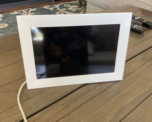 Aura Carver Luxe 10.1" HD Smart Digital Picture Frame - Sea Salt White