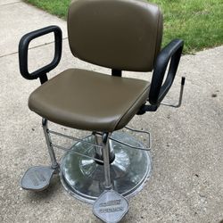 Barber /Beauty Shop Chairs 