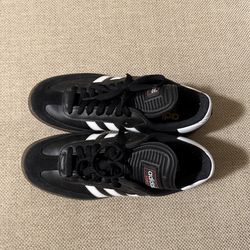 Adidas Black Sambas