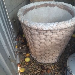 Ceramic & Cement Pots