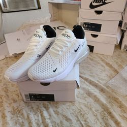 Nike 270