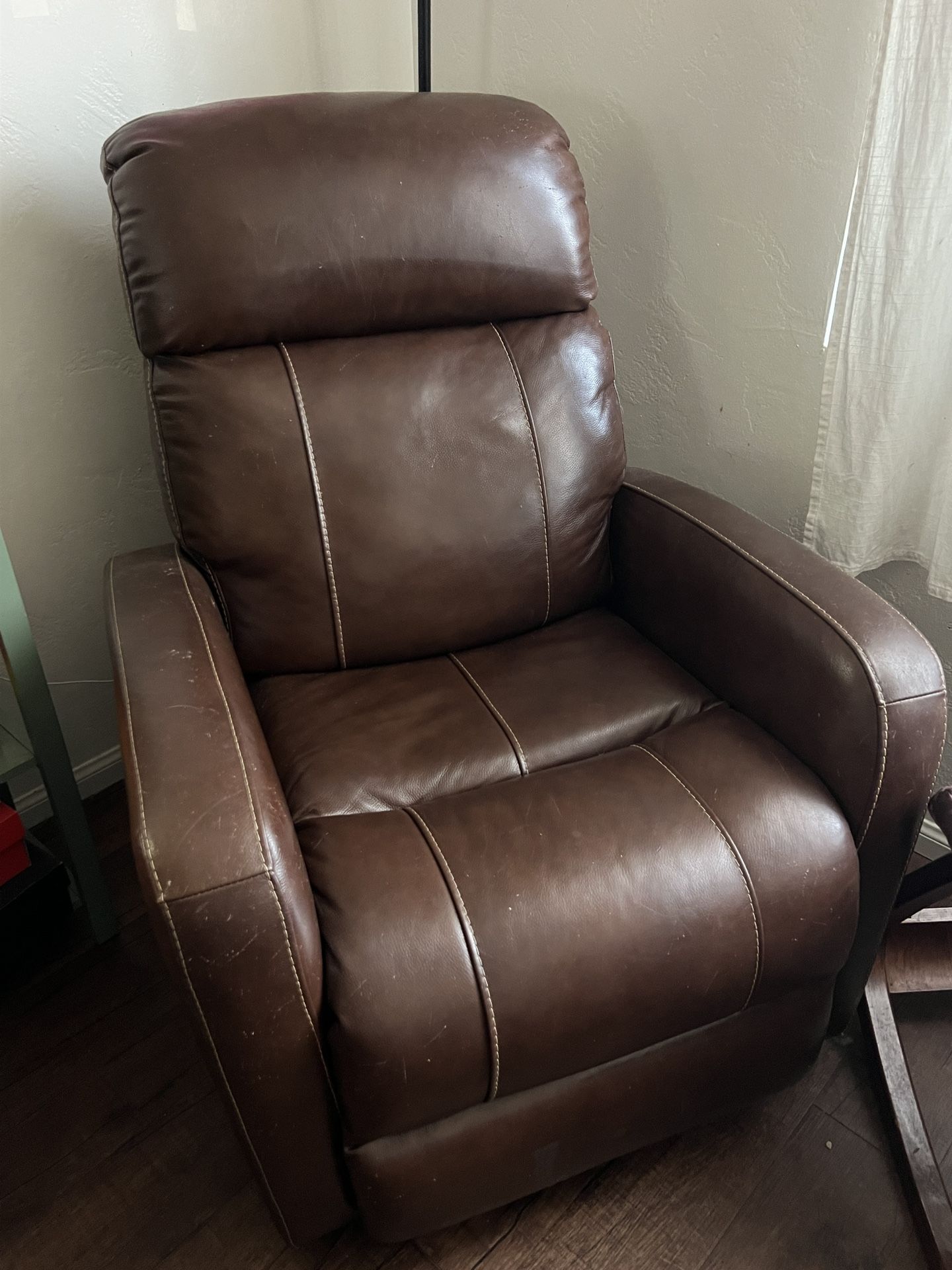 Leather Recliner for Sale in San Diego, CA OfferUp