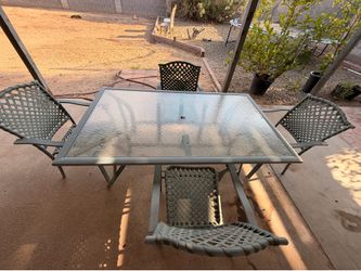 Patio table