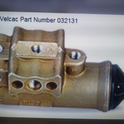 Velvac 032131 Air Governor D-2  STYLE