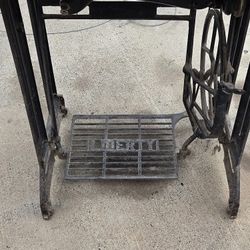 Liberty Sewing Machinr