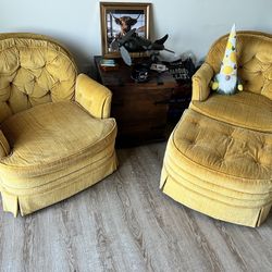 Vintage Chair Set