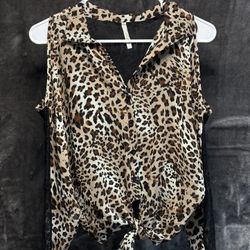Leopard Top