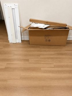 NEW IN BOX – HOMESTYLES DOLLY MADISON KITCHEN CART