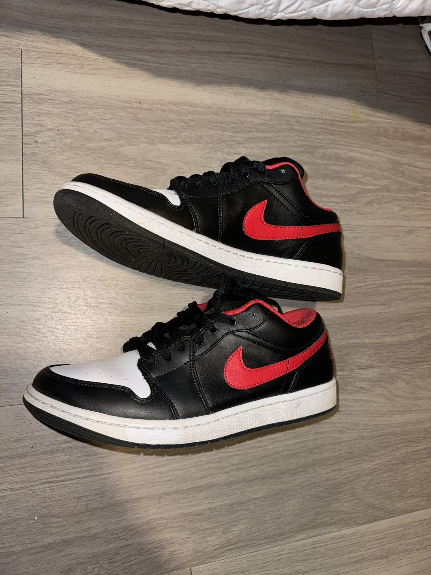 Jordan 1 Low