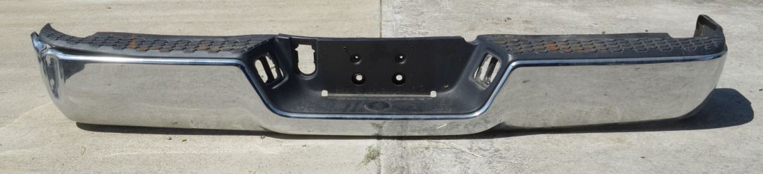 USED REF#M088 || 2012-2016 DODGE RAM || REAR METAL BUMPER