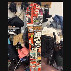 LOW PRICE MOVING- $600 RARE RIDE SNOWBOARD 