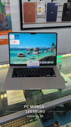 Apple MacBook Air M2 13.6-inch 16gb RAM / 512 SSD