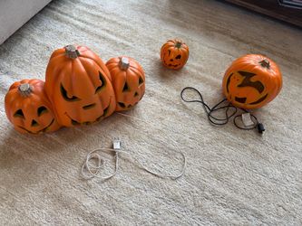 3 Halloween plastic pumpkin lights