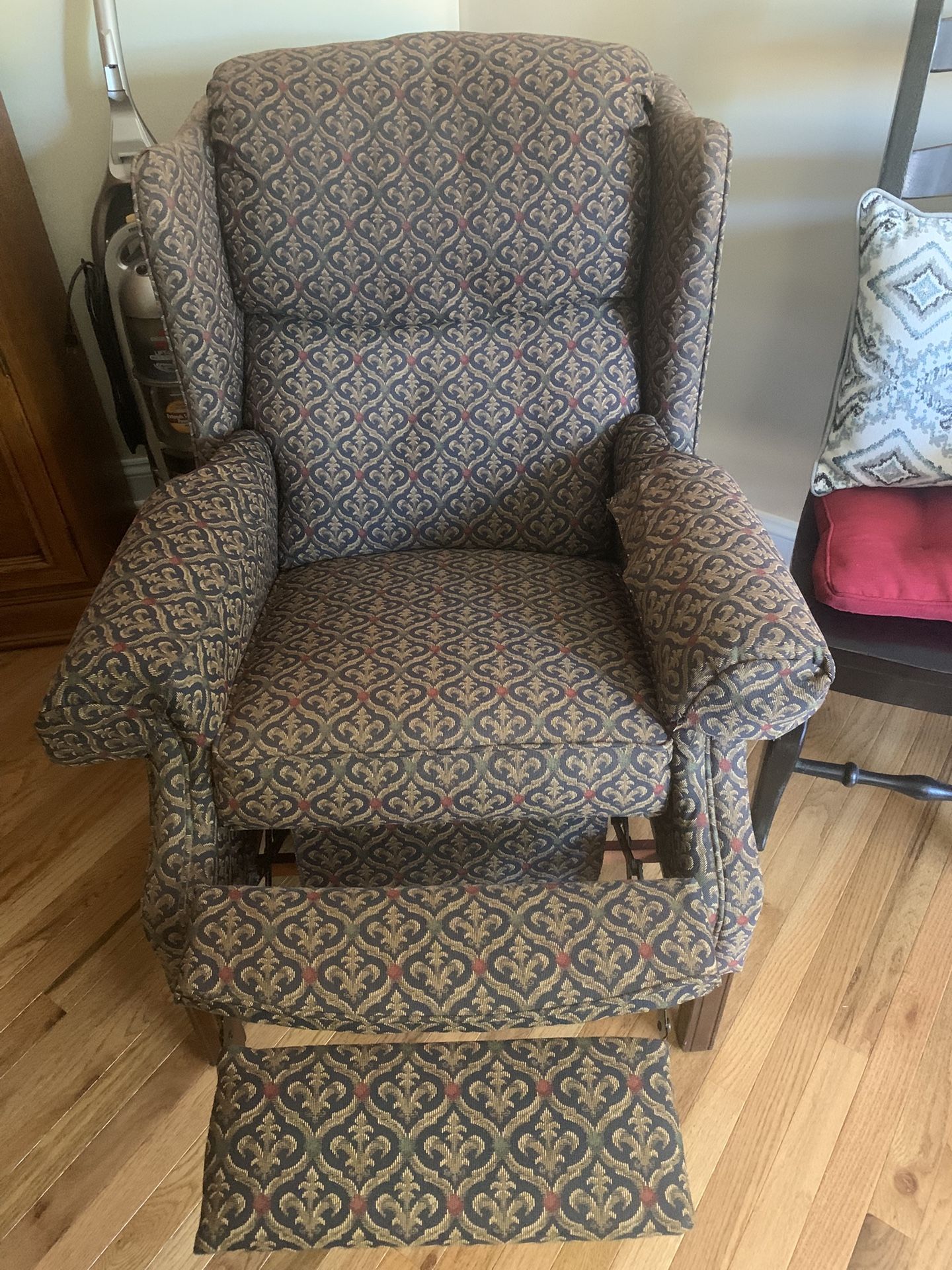 Beautiful Multi Colored Chair Recliner