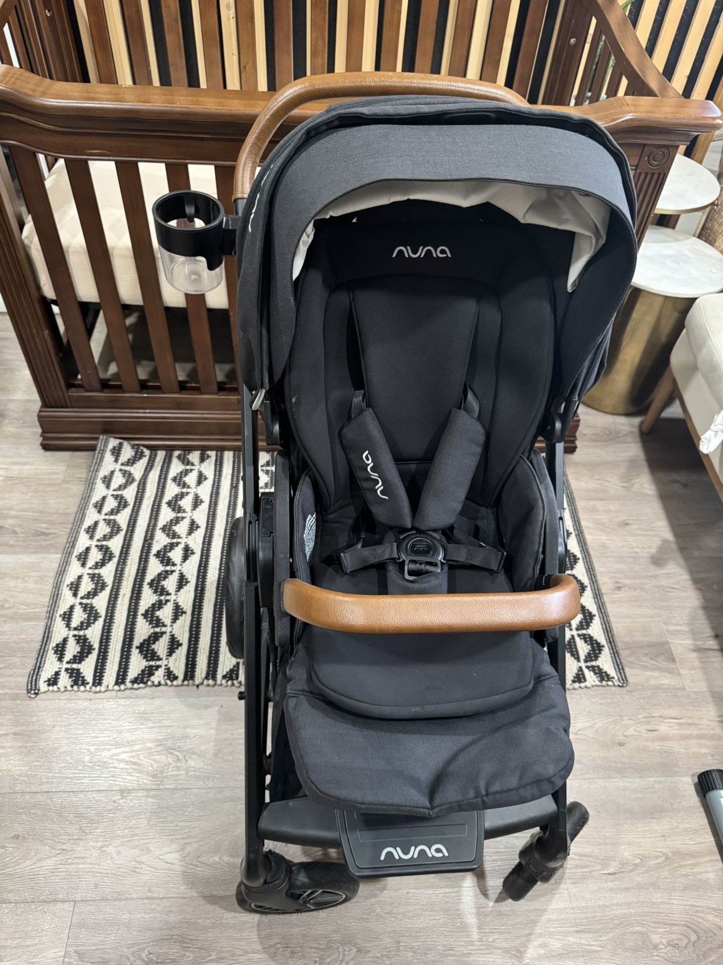 Nuna Mixx Next Stroller In Caviar
