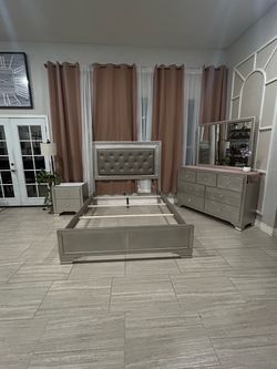 Silver Bedroom Set with Bed, Dresser, Mirror, Nightstand