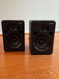 Alesis Powered Studio Monitor Pair