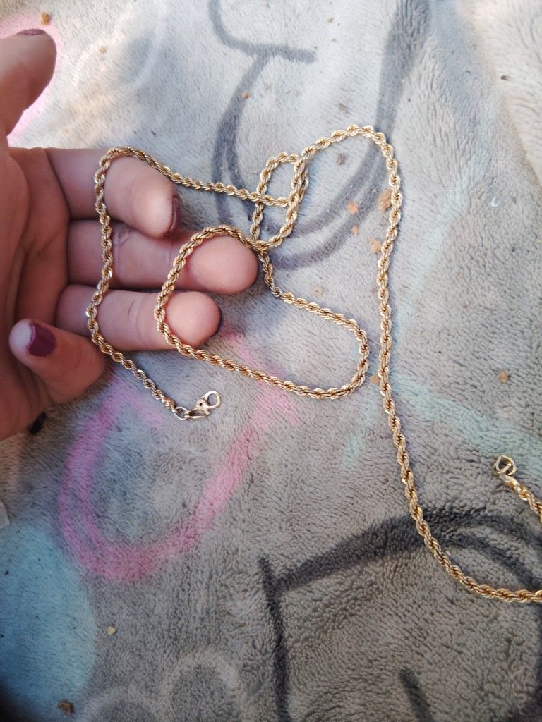 Monét Gold Chain