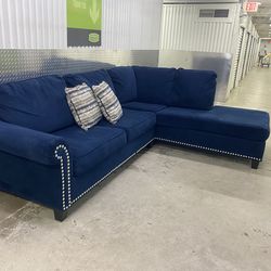Sectional couch
