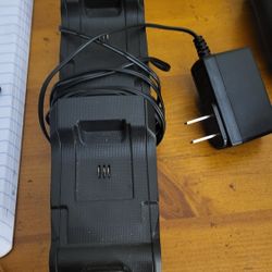 2 Xbox One Controllers With Rechargeable Station