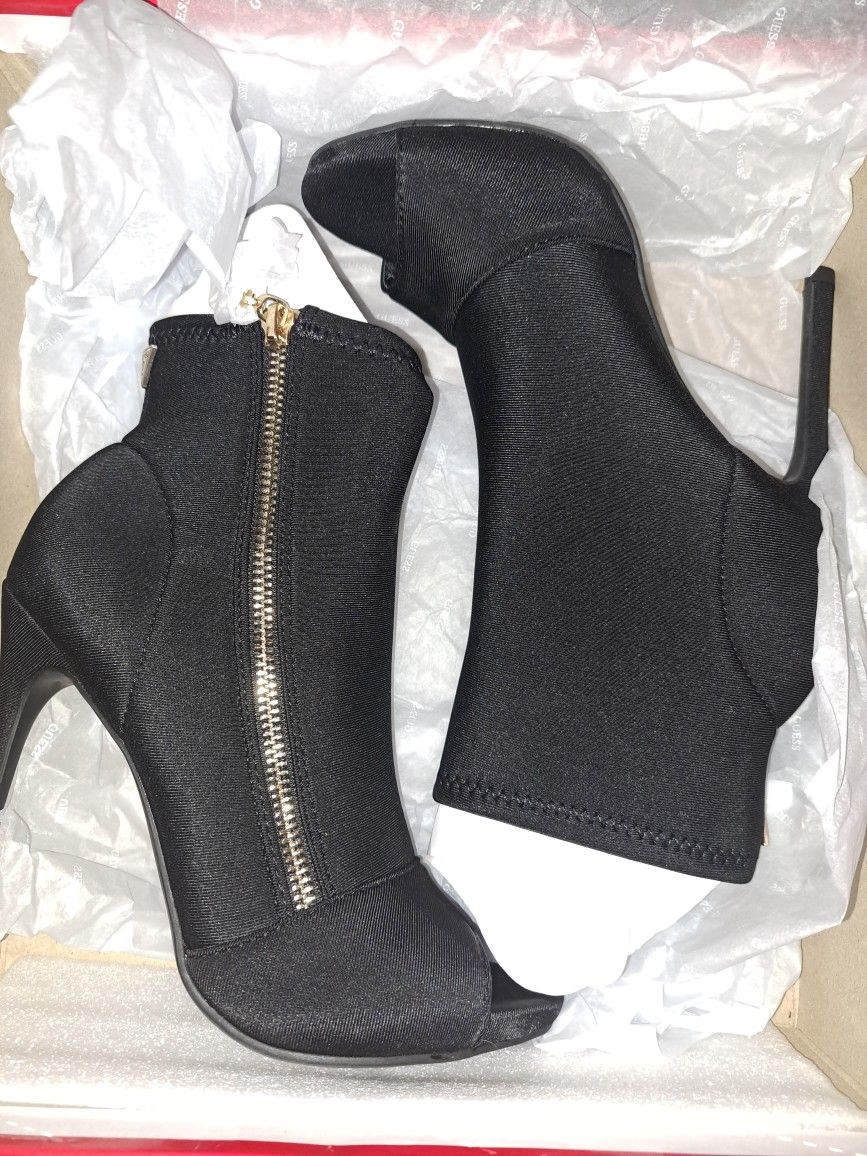 Guess Women’s Heels – Size 6, Brand New in Box