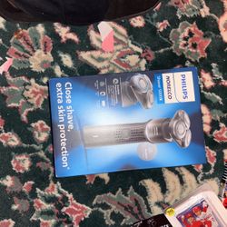 Phillips Norelco Shaver 5000x