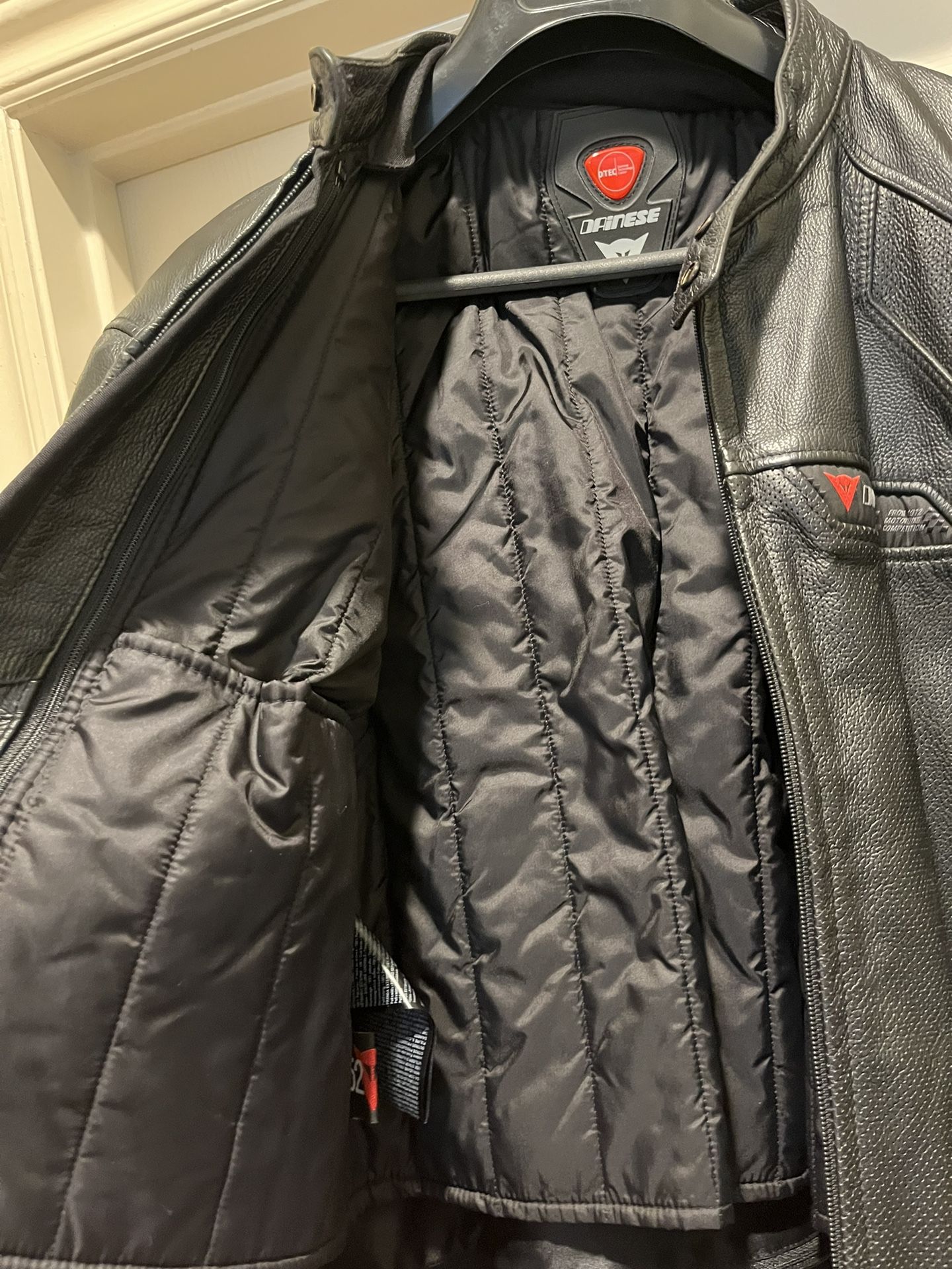 Dainese ZEN EVO Leather Motorcycle Jacket Black Size 42/52 Lining