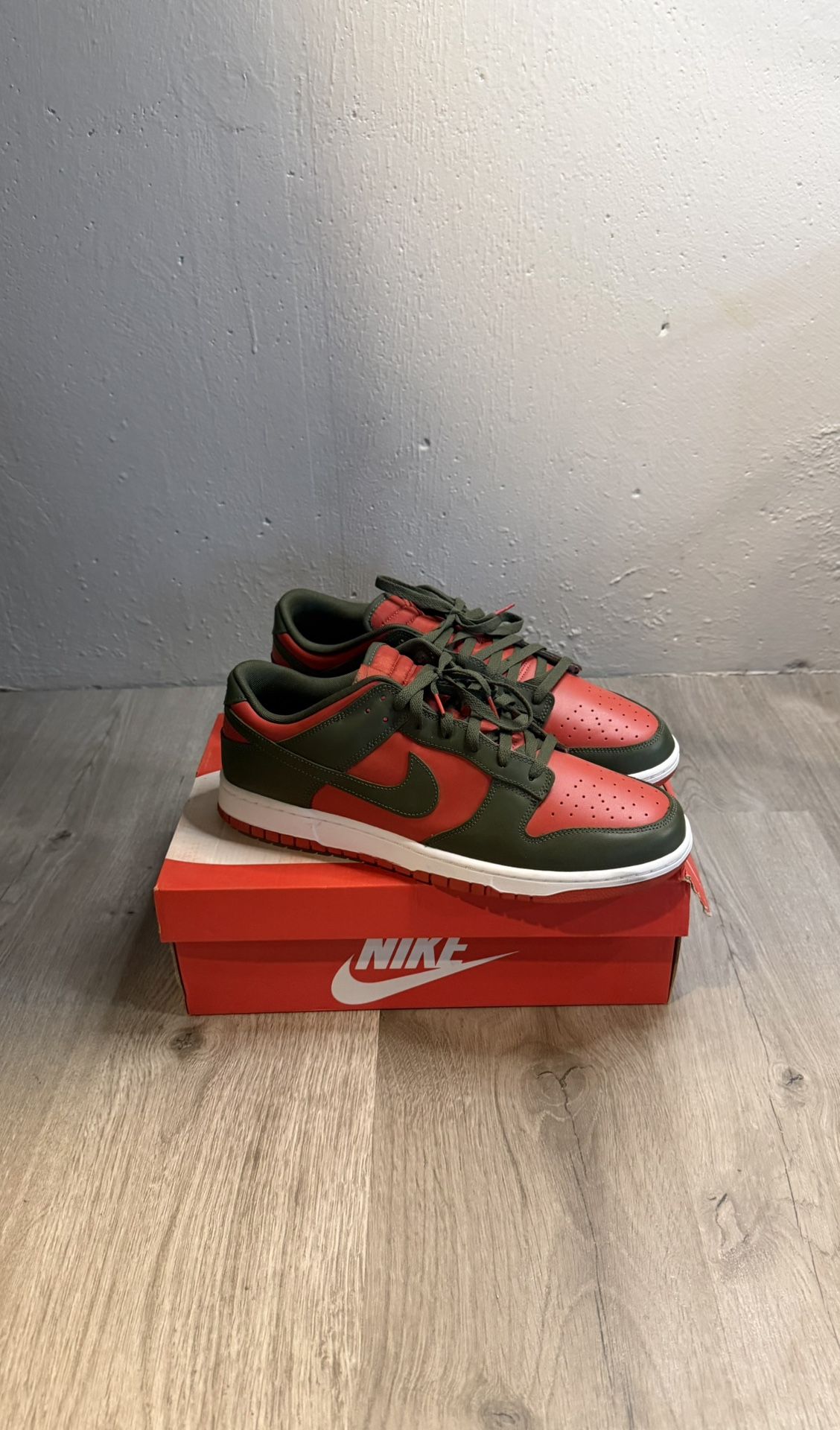 Nike Dunk Low Cargo Khaki Mystic Red