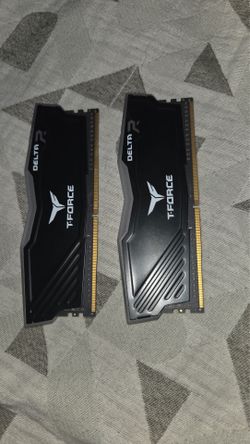 TEAMGROUP T-Force Delta RGB DDR4 16GB (2x8GB) 3200MHz