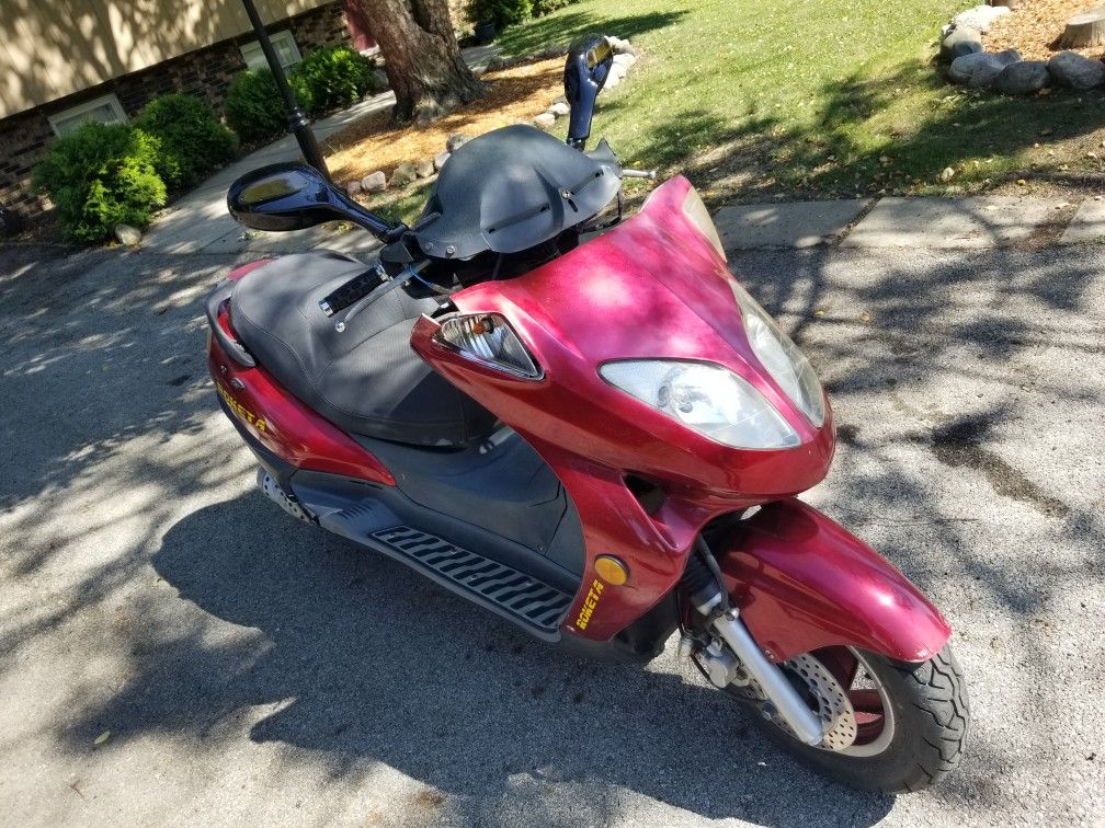 Roketa Bali scooter 150cc for Sale in Bloomingdale, IL OfferUp
