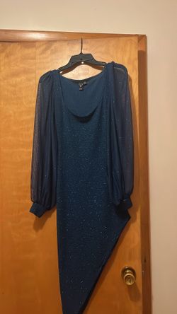 size medium,blue dress with sleeves