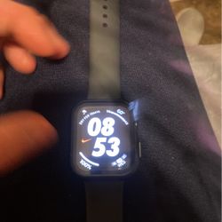 Apple Watch Series 7