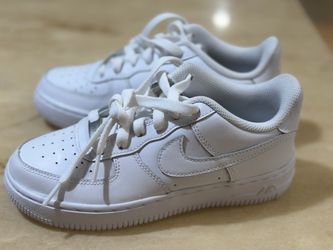 Nike Air Force 1 LE (GS) ***Size 3Y***