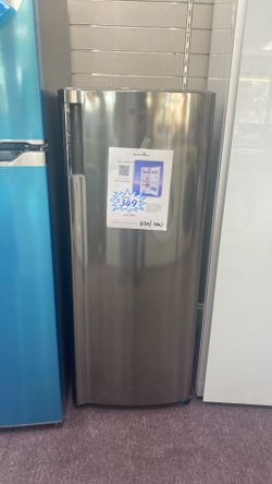 5.8 cu. ft. 20 in. W. Single Door Upright Freezer in PrintProof Platinum Silver with Direct Cooling