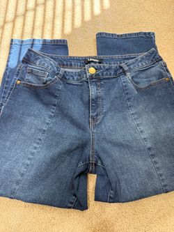 D. Jeans High-Waist Blue Denim Jeans