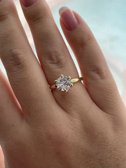 Brand New Yellow Gold Vermeil Engagement Ring With The Finest 2CT Round Simulated Diamond (size 5,6,7,8,9)