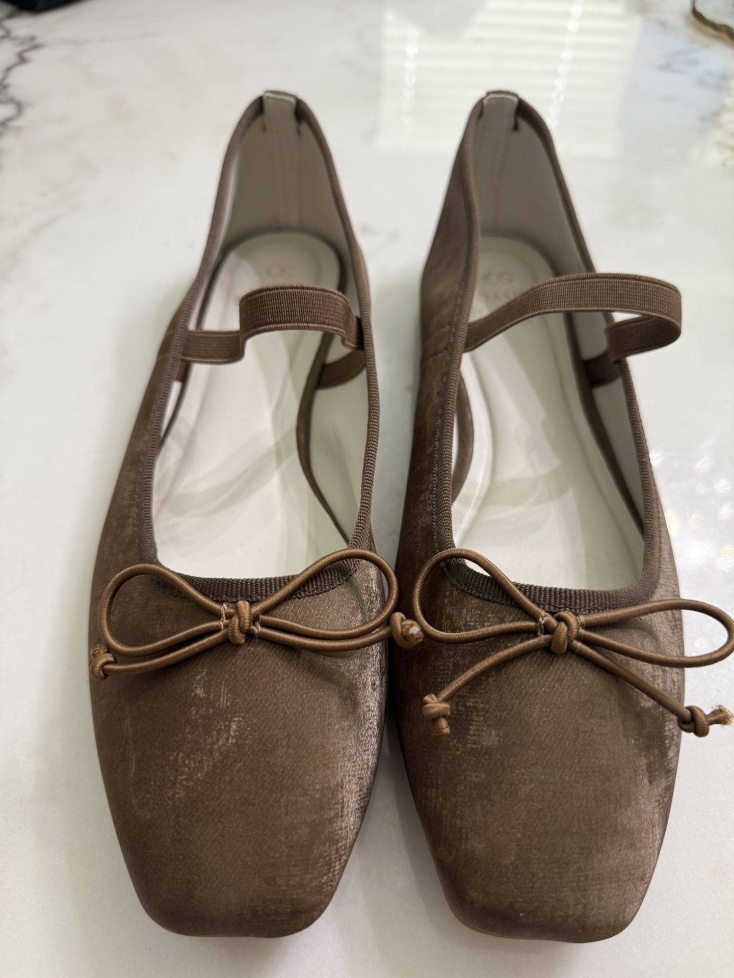 Suede Square Toe Ballet Flats - size 9