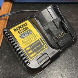 DeWalt 12V-20V Charger 