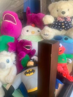 10 big and medium stuffed animals all 15$
