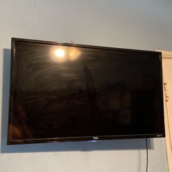 32 Inch TCL Roku Smart Tv