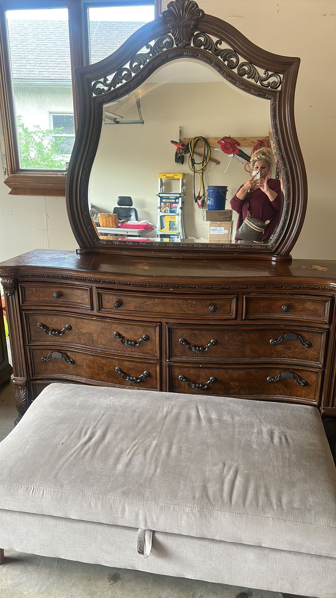 Dressers And Chairs For Sale